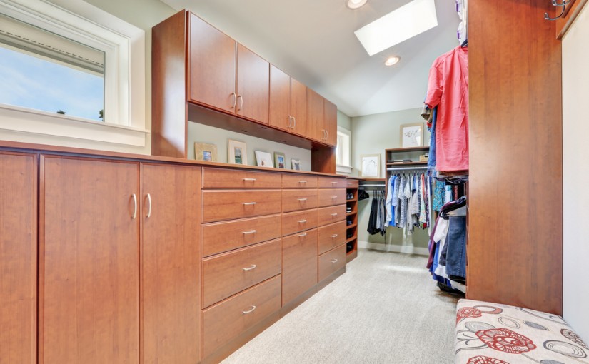 walk-in closet